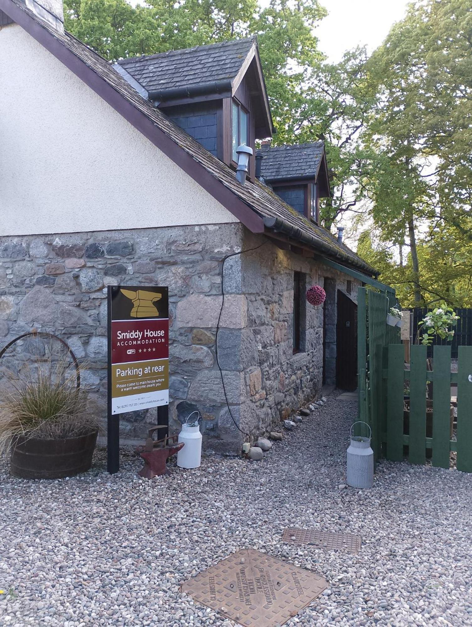 Bed and Breakfast Smiddy House Spean Bridge Exterior foto