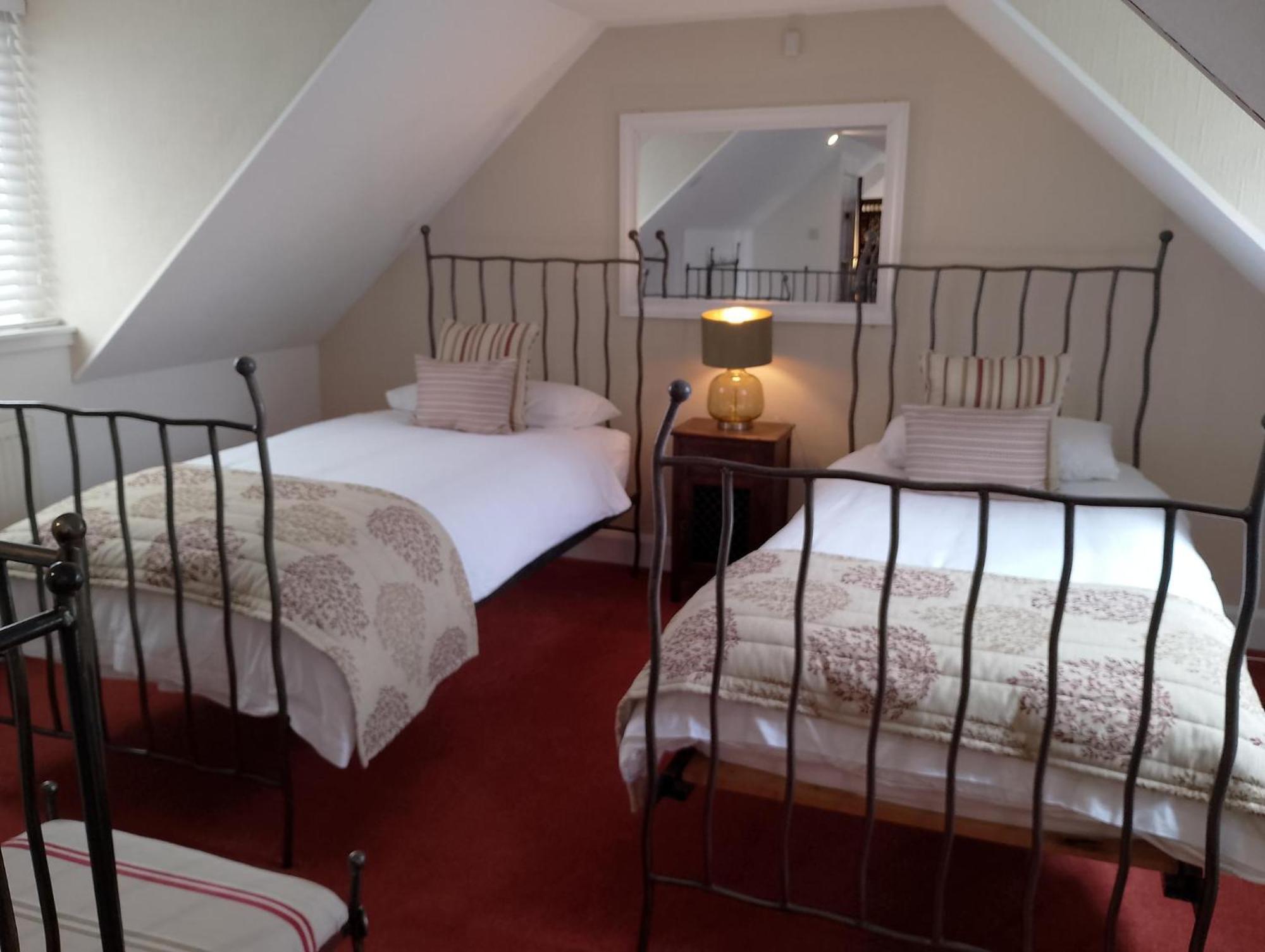 Bed and Breakfast Smiddy House Spean Bridge Exterior foto